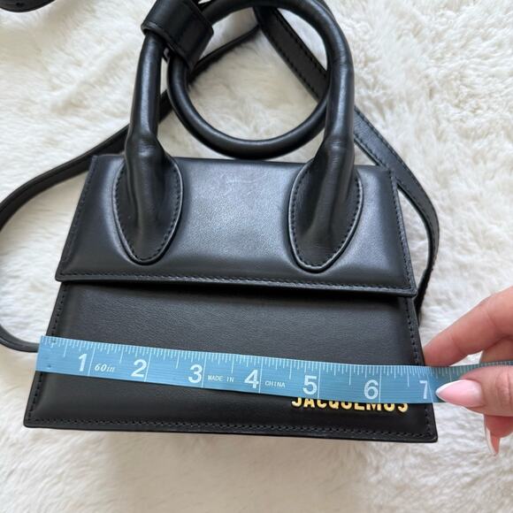 Jacquemus the knot Chiquito black bag Retail 1020$ - Picture 5 of 15
